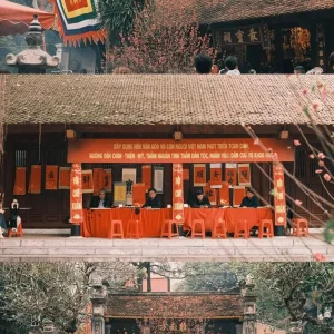 Thăng Long Tứ Trấn