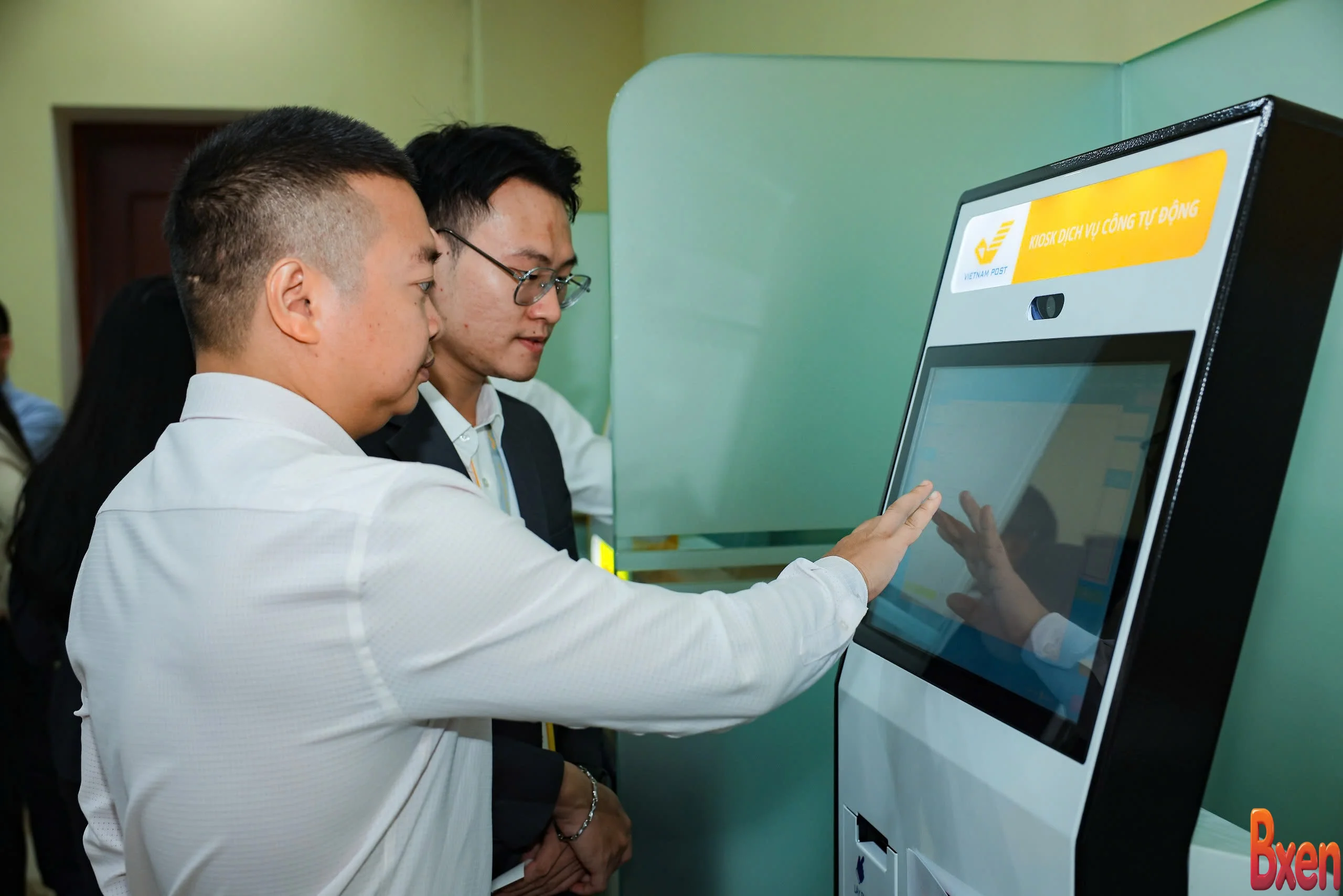 Điểm chạm số thay đổi thủ tục hành chính về một đầu mối thống nhất-1.webp