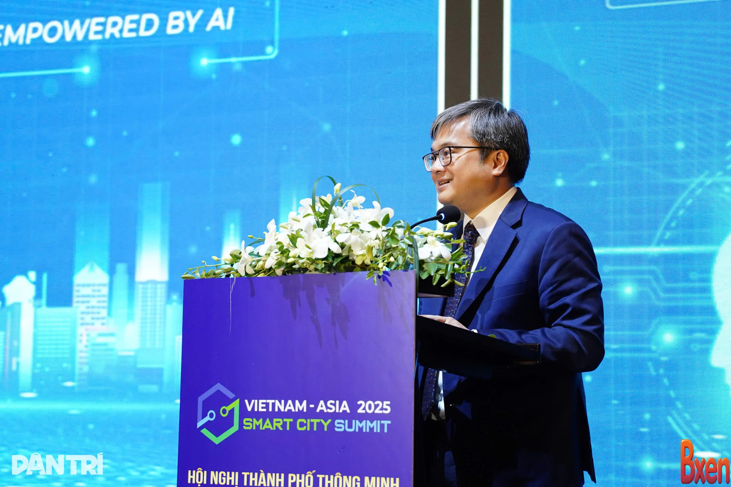 Hà Nội kêu gọi giải pháp khoa học công nghệ để giải quyết 5 điểm nghẽn lớn-1.webp